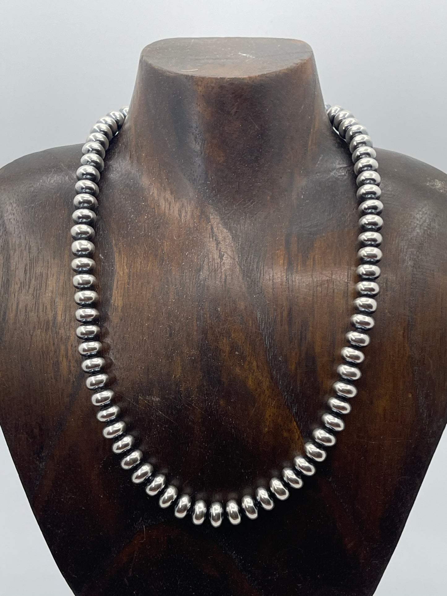 18" 10mm Rondelle Navajo Style Pearl Necklace