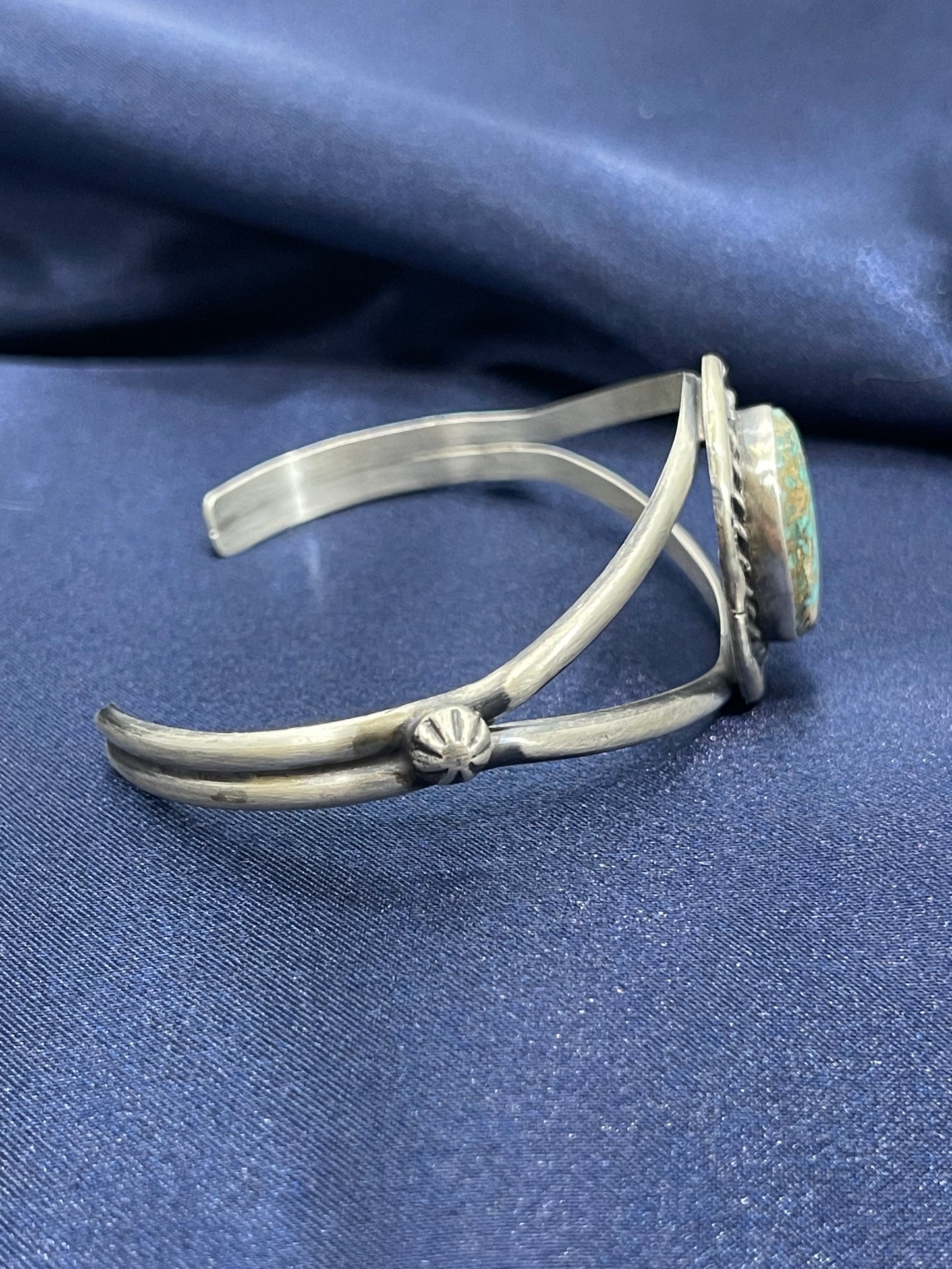 5.5" - 7" Single Stone Turquoise Cuff