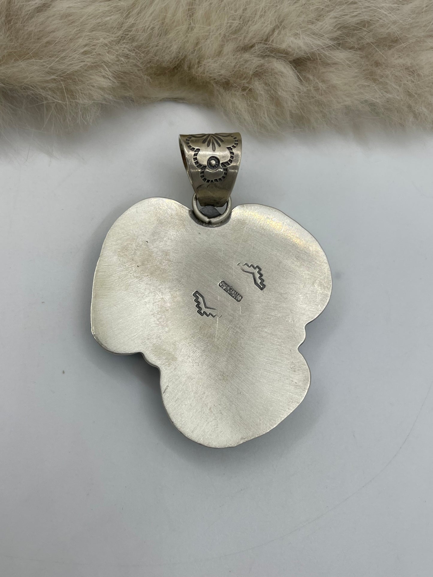 10.2mm Bail 3 Stone Kingman Turquoise Pendant