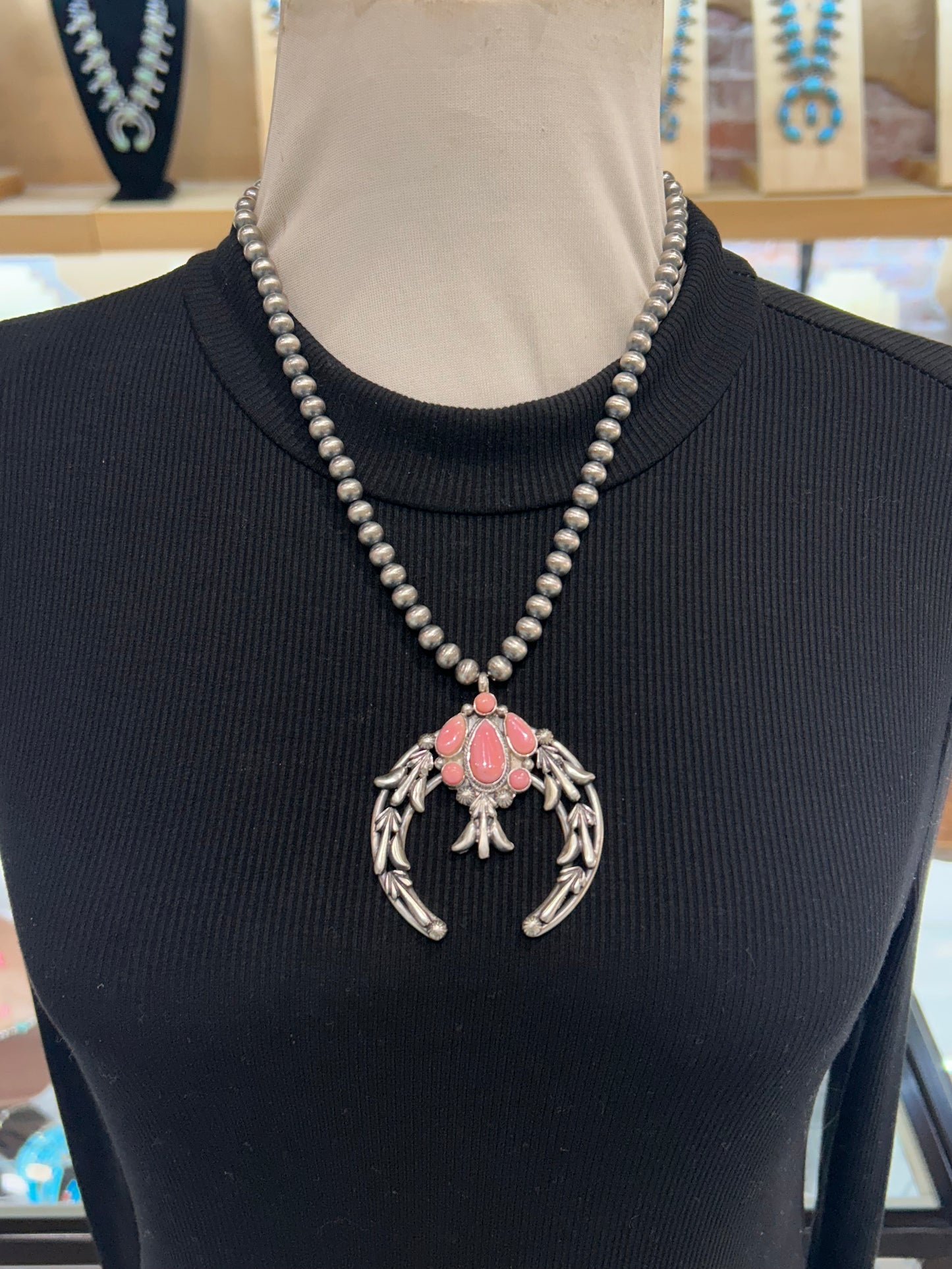20" 7mm Navajo Style Pearls Necklace with Pink Conch Cluster Naja by Bobby Platero, Navajo