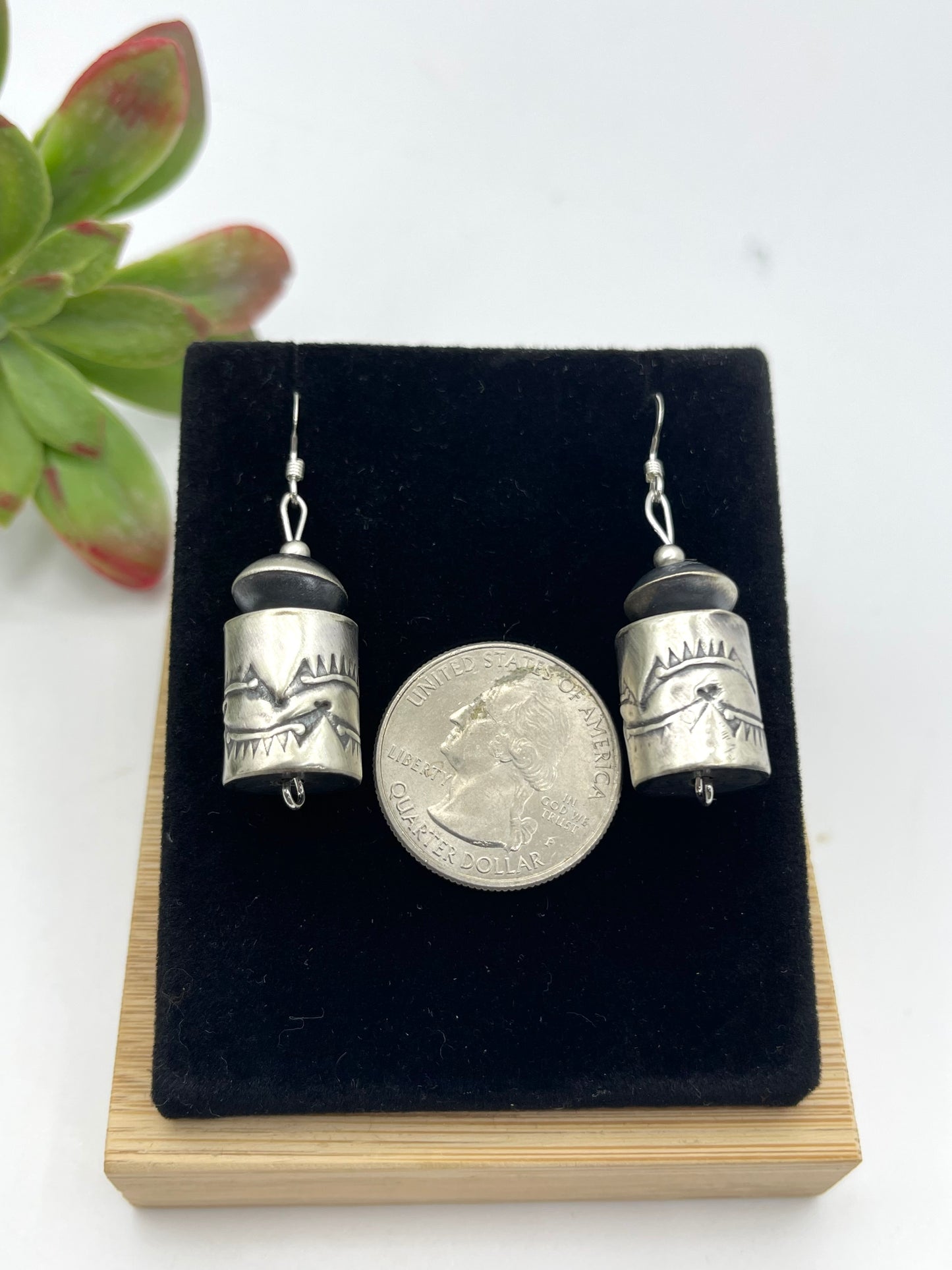 LOT 58 1/11 Handmade Navajo Pearl Barrel Bead by Shelby Montoya, Navajo