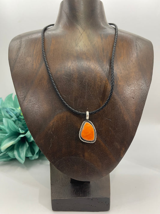 18" Orange Spiny Oyster Necklace