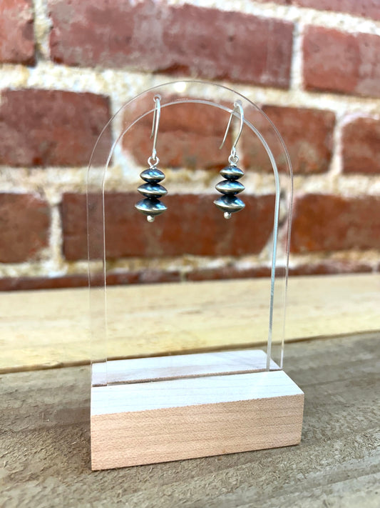 Graduated Navajo Pearl Earrings by Amanda Larry, Navajo
