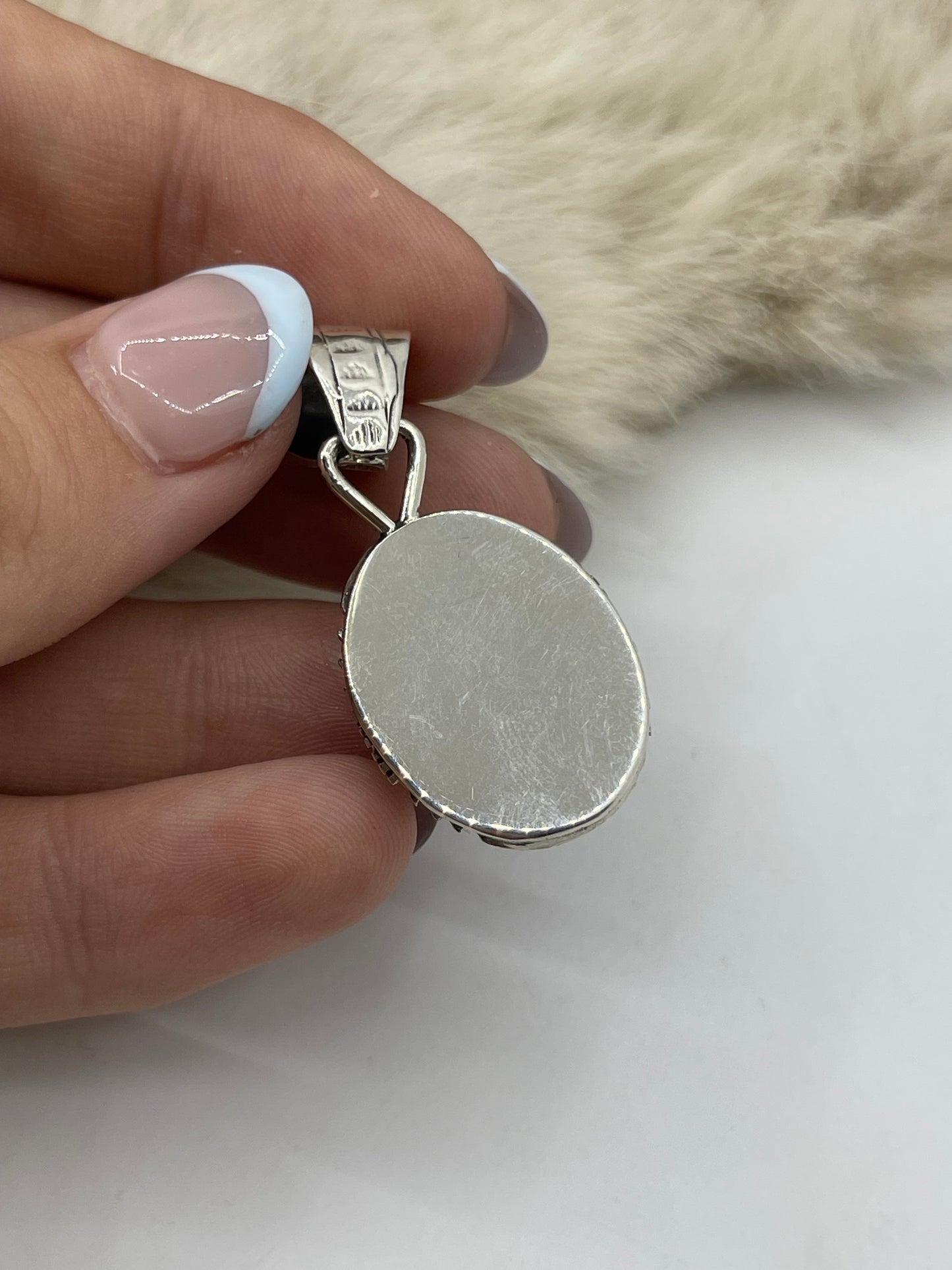 8.6mm BAIL WHITE BUFFALO PENDANT BY JIMMY GARCIA, NAVAJO