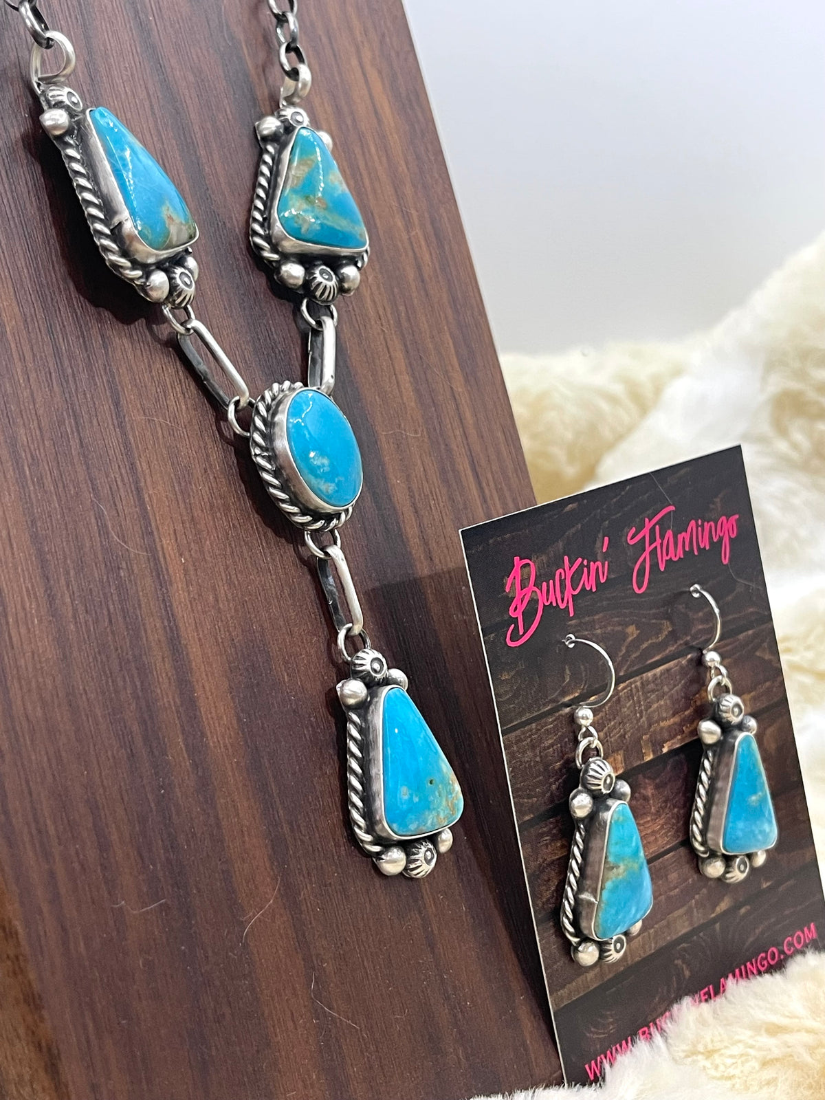 LOT 8 A 10/25 20" 2 Piece Set Kingman Turquoise Earrings Necklace Set