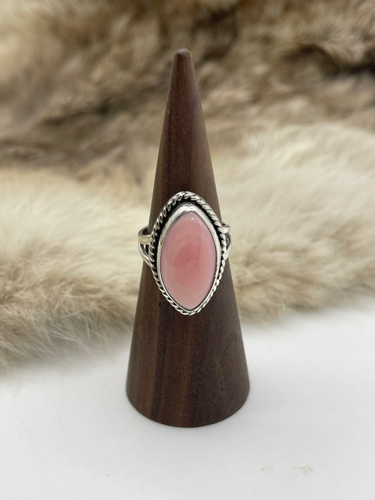 7.5 Pink Conch Shell Ring by Joelias Draper, Navajo