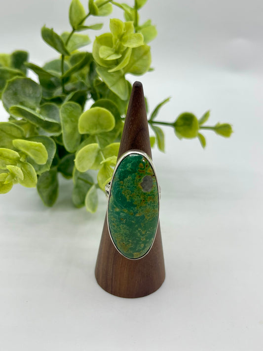 7.5 Oval Kingman Turquoise Ring