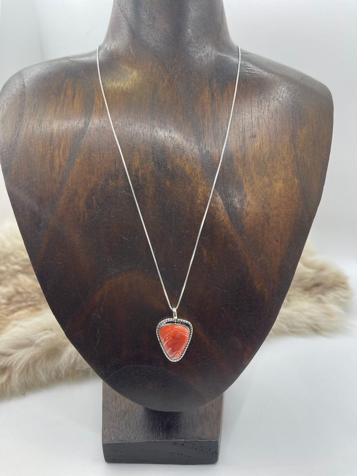 18” Chain Spiny Oyster Pendant by David Lopez, Navajo