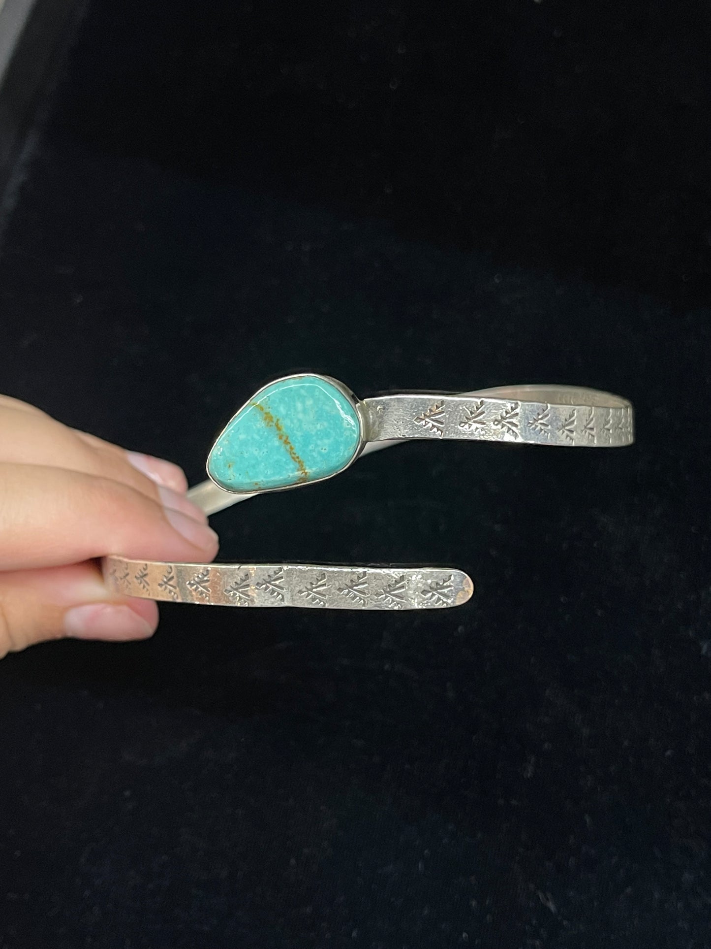 Kingman Turquoise Teardrop Arm Cuff by Jude Candalaria, Zuni