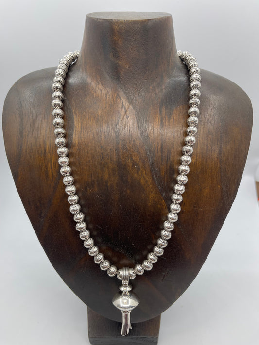 19" Stamped Pearl Necklace With Blossom