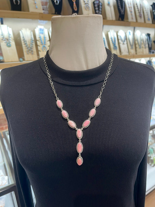 22"+2.5" Drop Pink Conch Shell Dainty Lariat Necklace