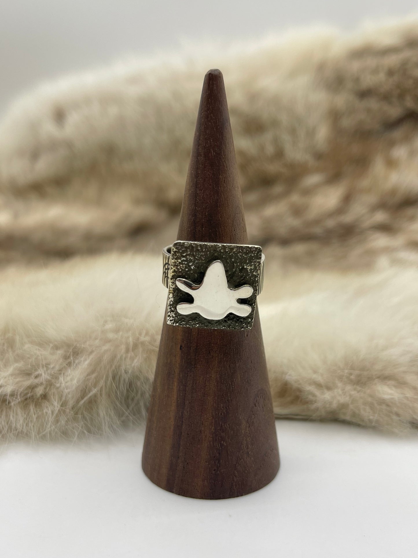 Adjustable 7.0-12.0 Turtle Mini Petroglyph by Alex Sanchez, Navajo