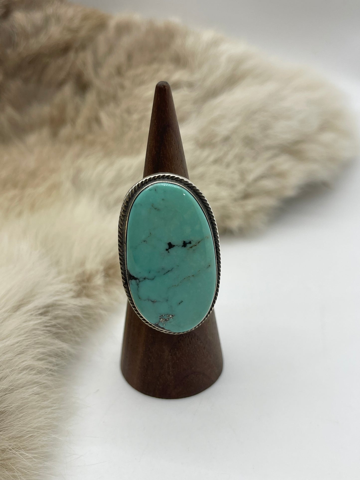 Size 8.0 Oval Kingman Turquoise Ring by Marie Jackson, Navajo