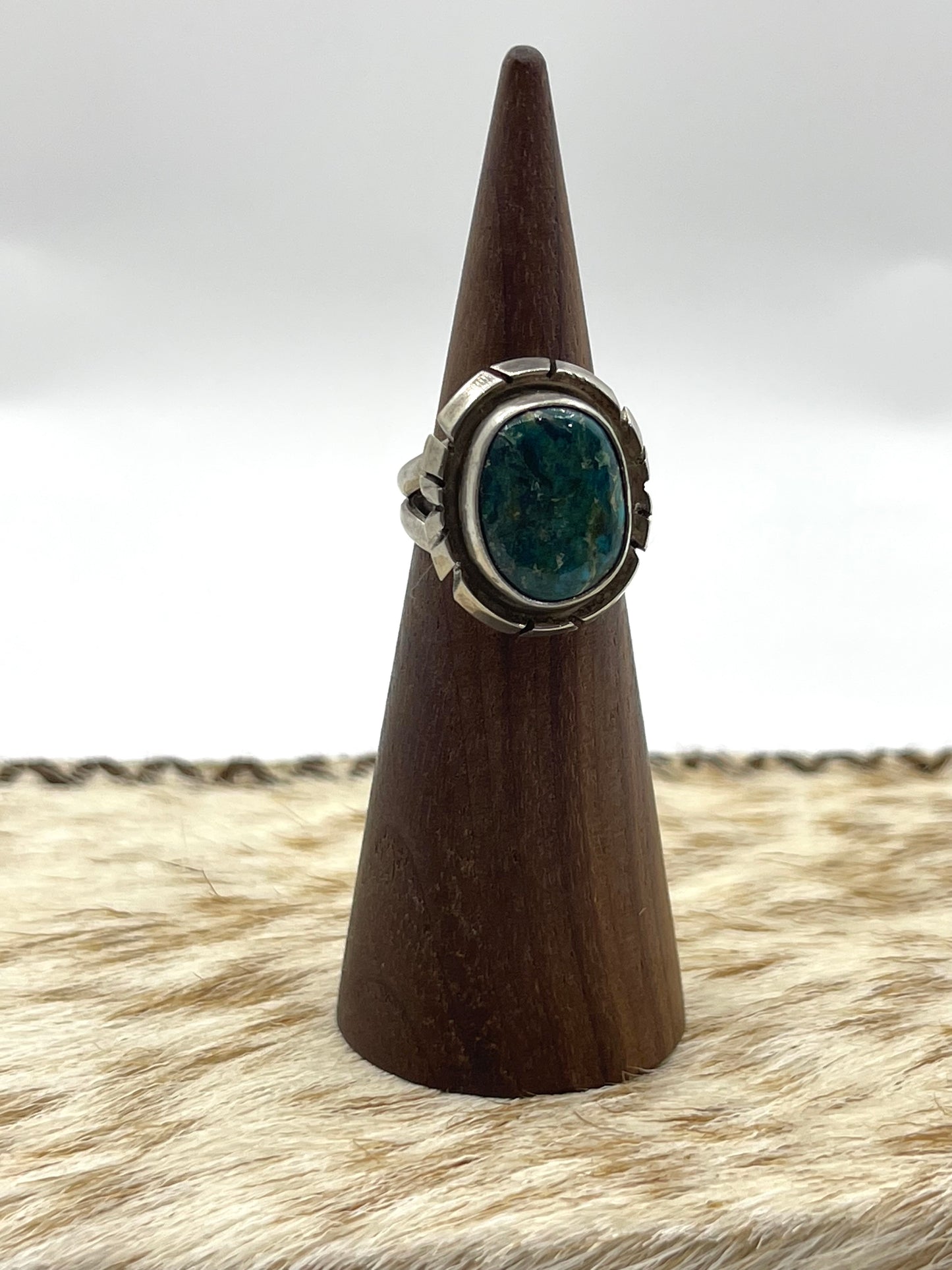 4.5 Oval Turquoise Ring