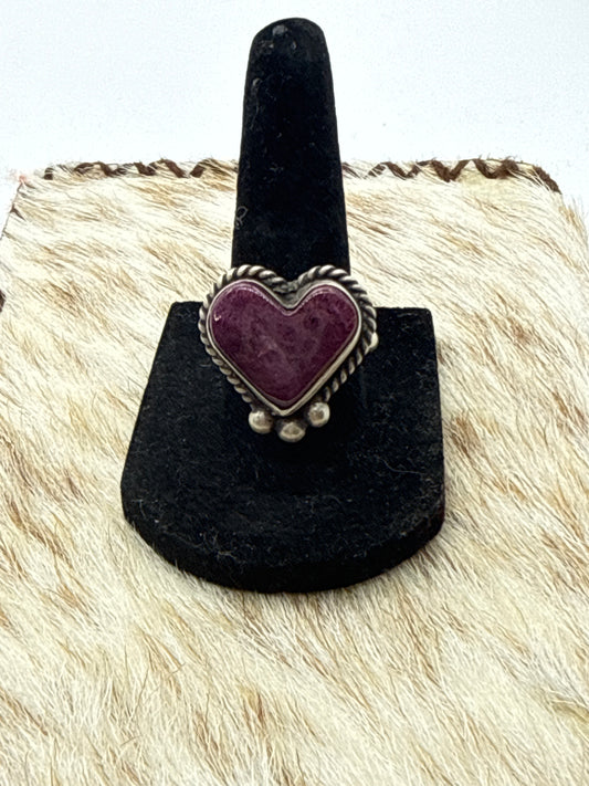 Adjustable Purple Spiny Ring by Irene Kee, Navajo