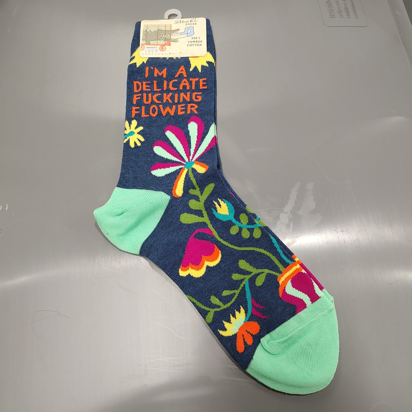 I'm a delicate fucking flower - Women's Crew Socks