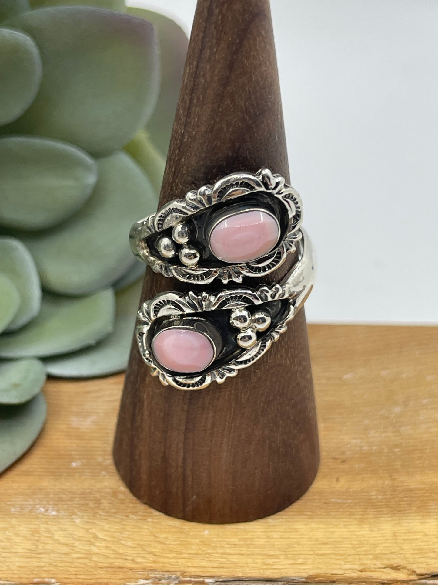 9.0 Semi Adjustable 2 Stone Pink Conch Shell Ring by Arlene Lewis, Navajo