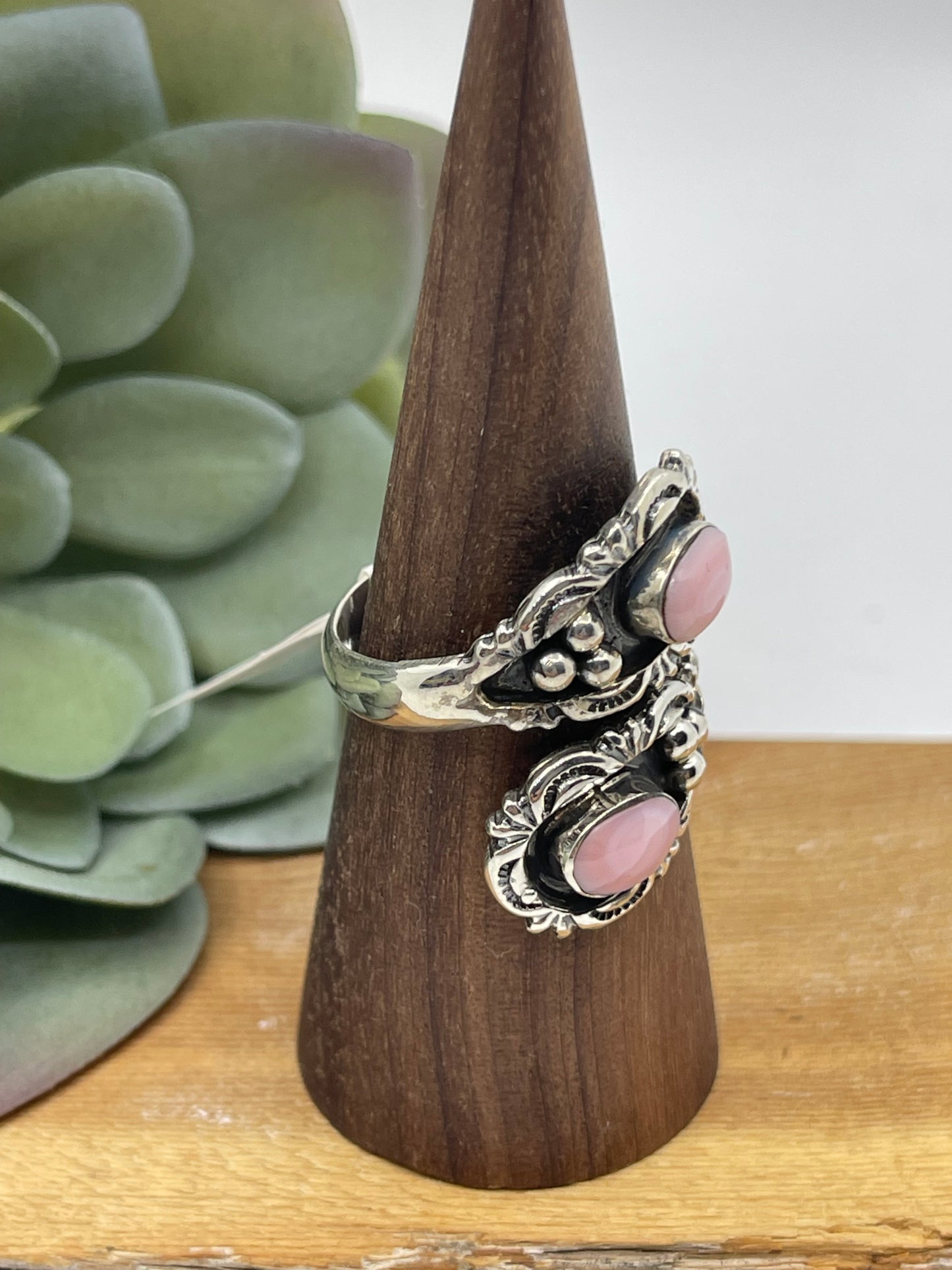 9.0 Semi Adjustable 2 Stone Pink Conch Shell Ring by Arlene Lewis, Navajo