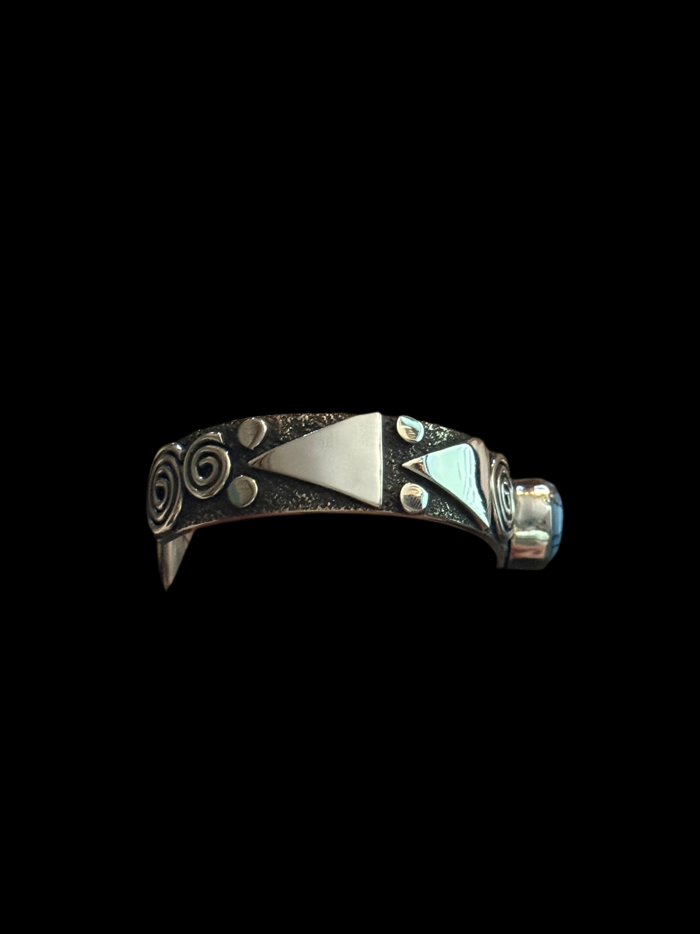 Petroglyph Cuff with Blue Kingman Web Turquoise by Alex Sanchez, Navajo (narrow)