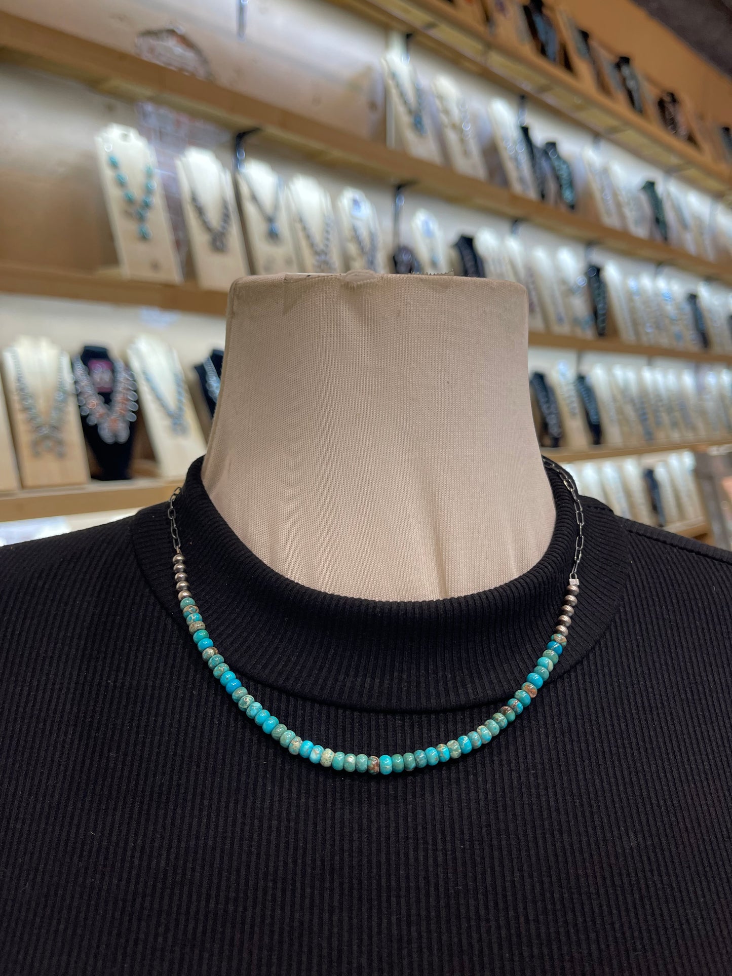 18" 4mm Navajo Style Pearls with Chain Link Necklace