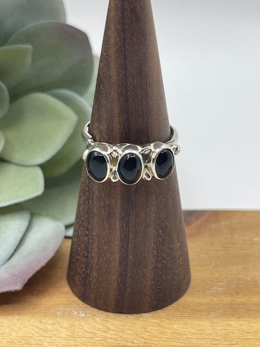 7.5 3 Stone Black Onyx Ring, Navajo