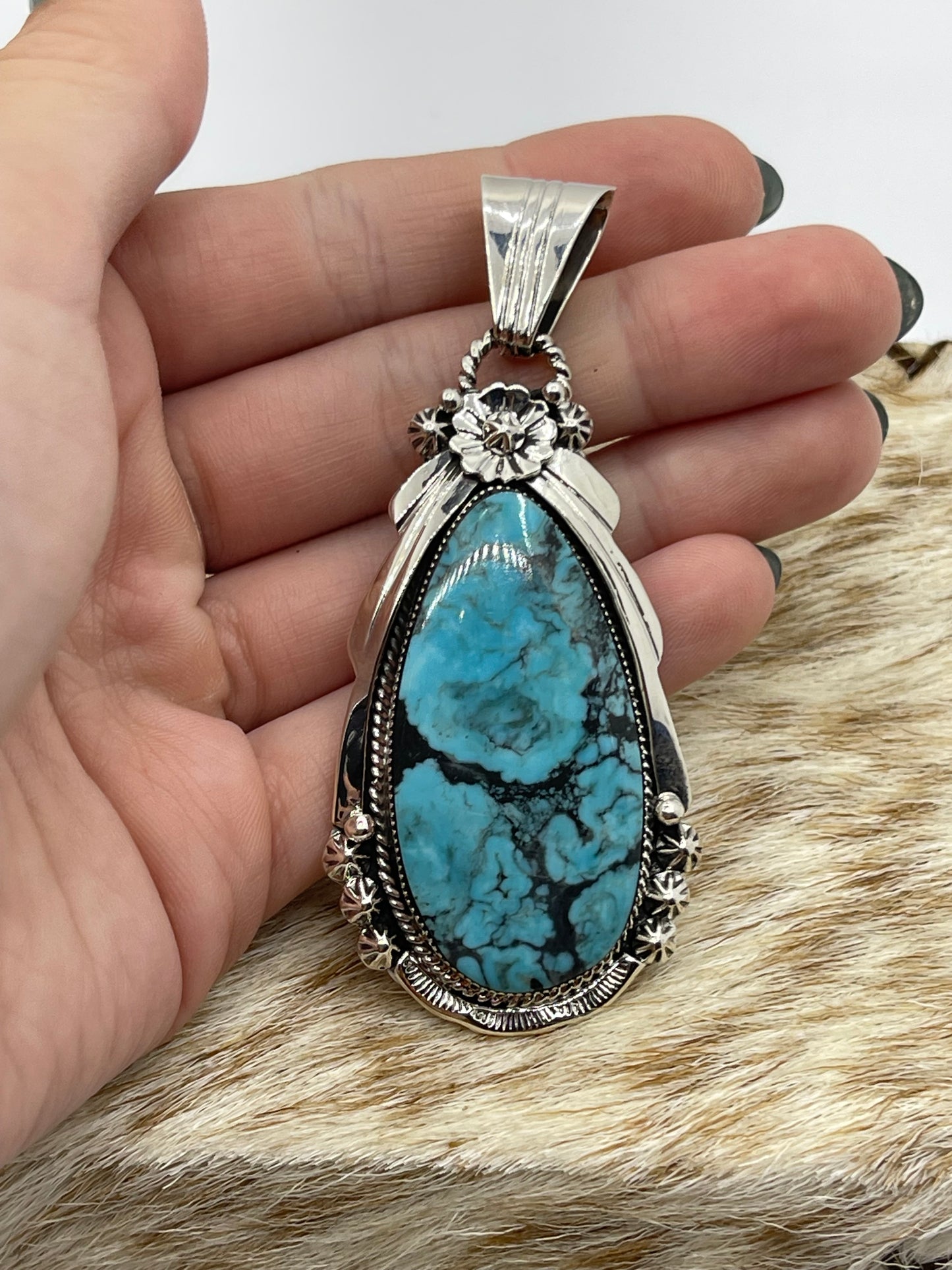 Kingman Turquoise Teardrop Pendant with a 4.8mm Bale by Rose Lee, Navajo