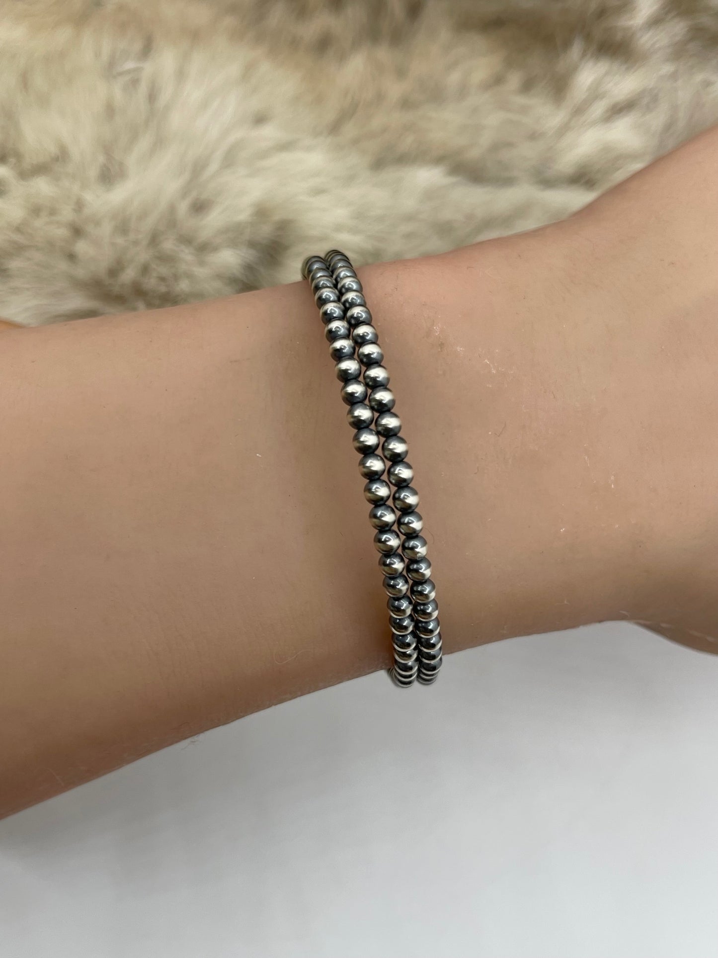 3mm 2 Row Navajo Style Pearls Memory Wire Bracelet