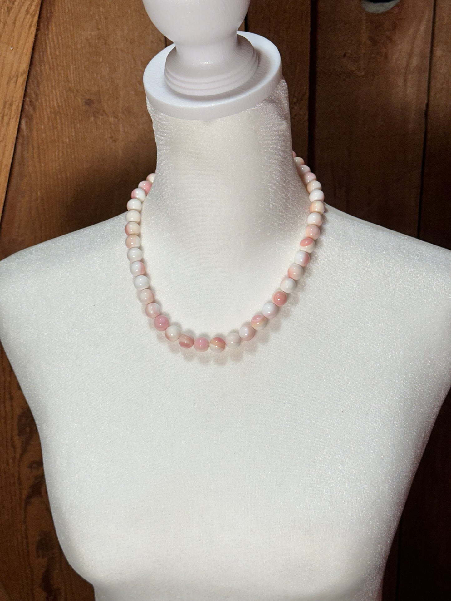 10mm 18" Pink Conch Shell Necklace