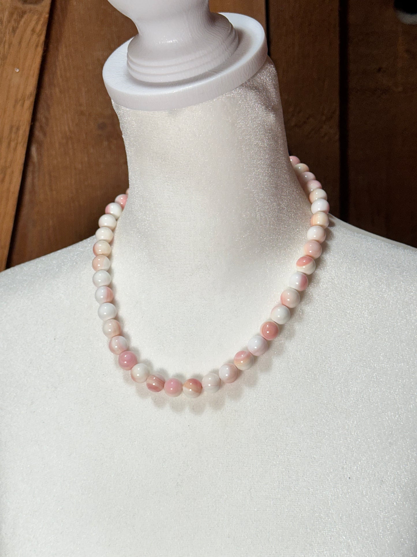 10mm 18" Pink Conch Shell Necklace
