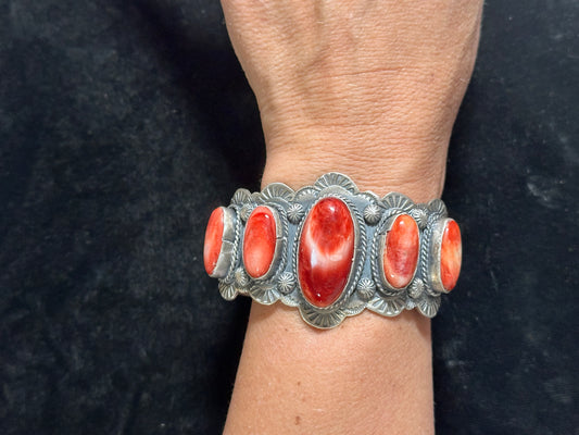 6 1/2” Red Spiny Oyster Shell Cuff Bracelet By Boyd Ashley, Navajo