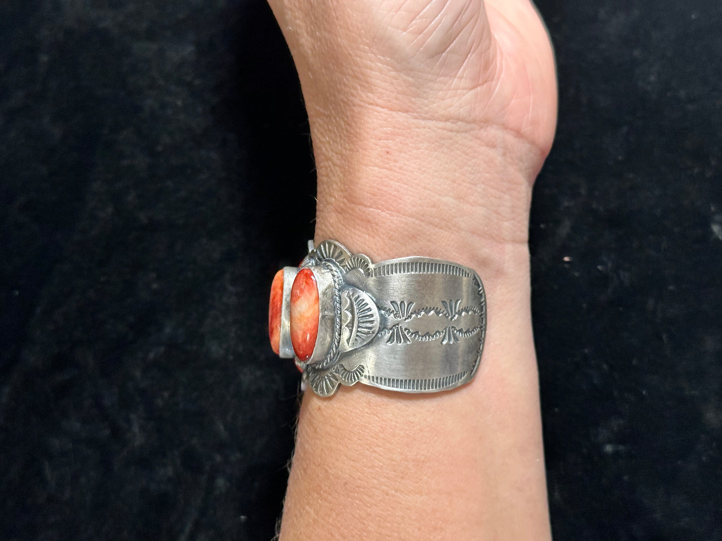 6 1/2” Red Spiny Oyster Shell Cuff Bracelet By Boyd Ashley, Navajo