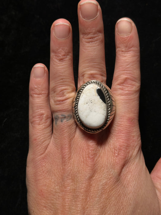 Size 11.0 White Buffalo Ring By Zia