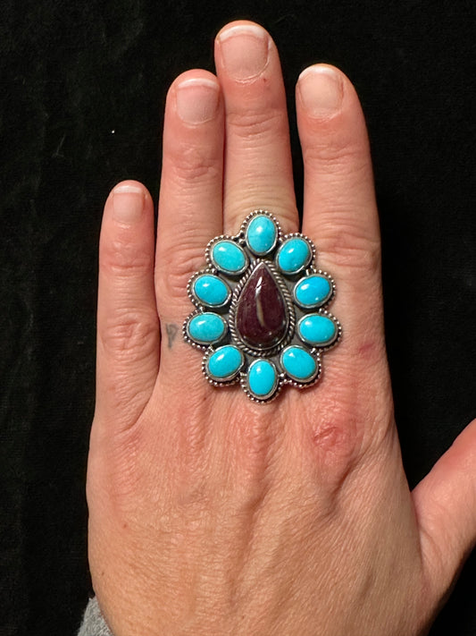 8.5 Purple Spiny Oyster/ Turquoise ring