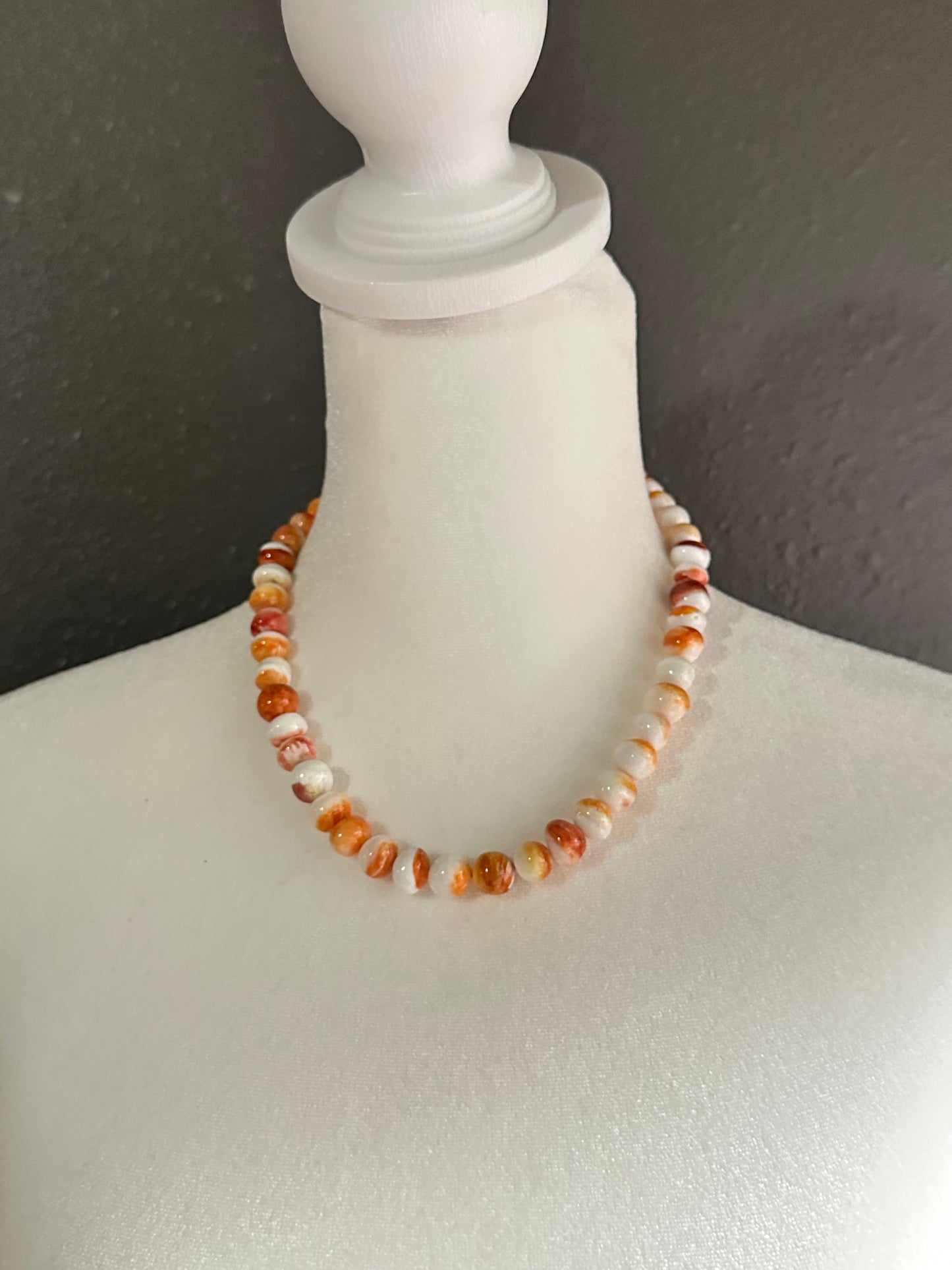 18” 11mm Orange Spiny Oyster Cut Necklace