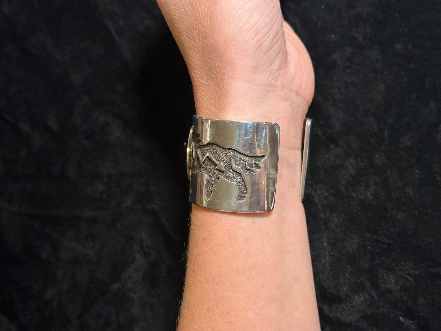 Kingman Turquoise Cuff Size 6 1/4