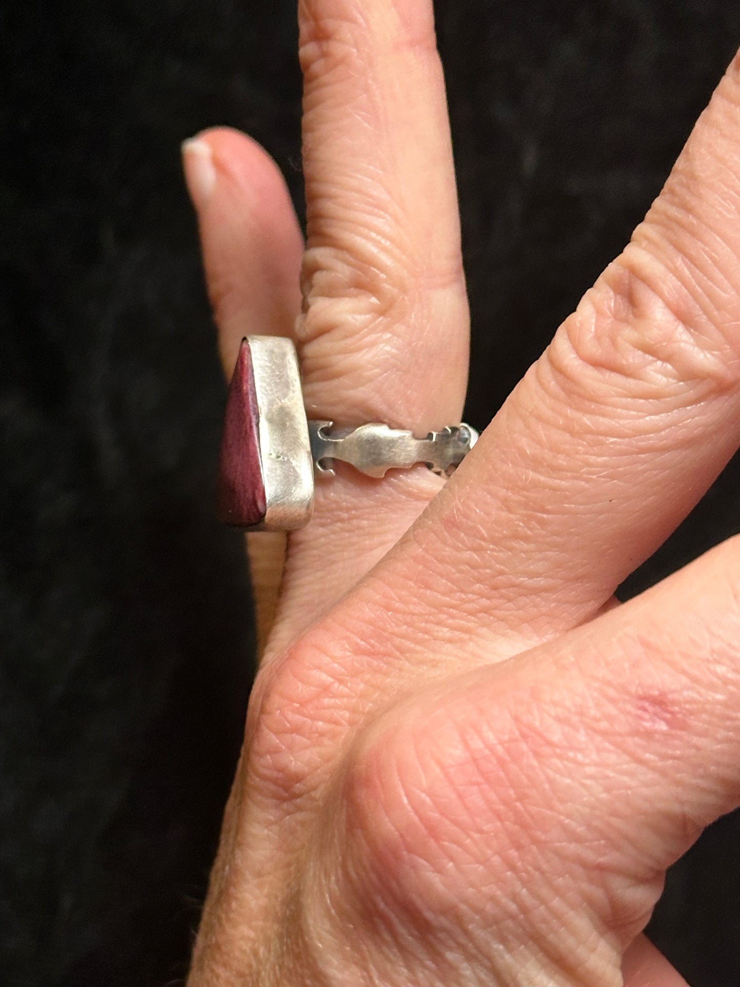6.0 Purple Spiny Oyster Shell Ring