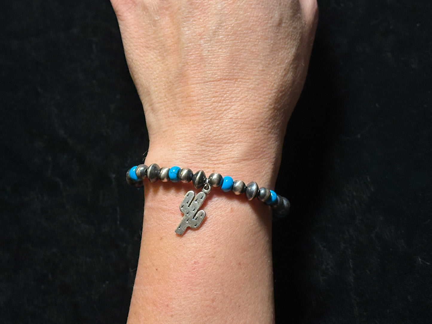 6 1/4” Bracelet with 6mm round Navajo Pearls and 8mm Disk Navajo Pearls