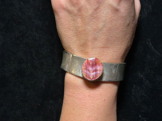 6 1/4”-7” Cuff with Spiny Oyster by Russell Sam, Navajo