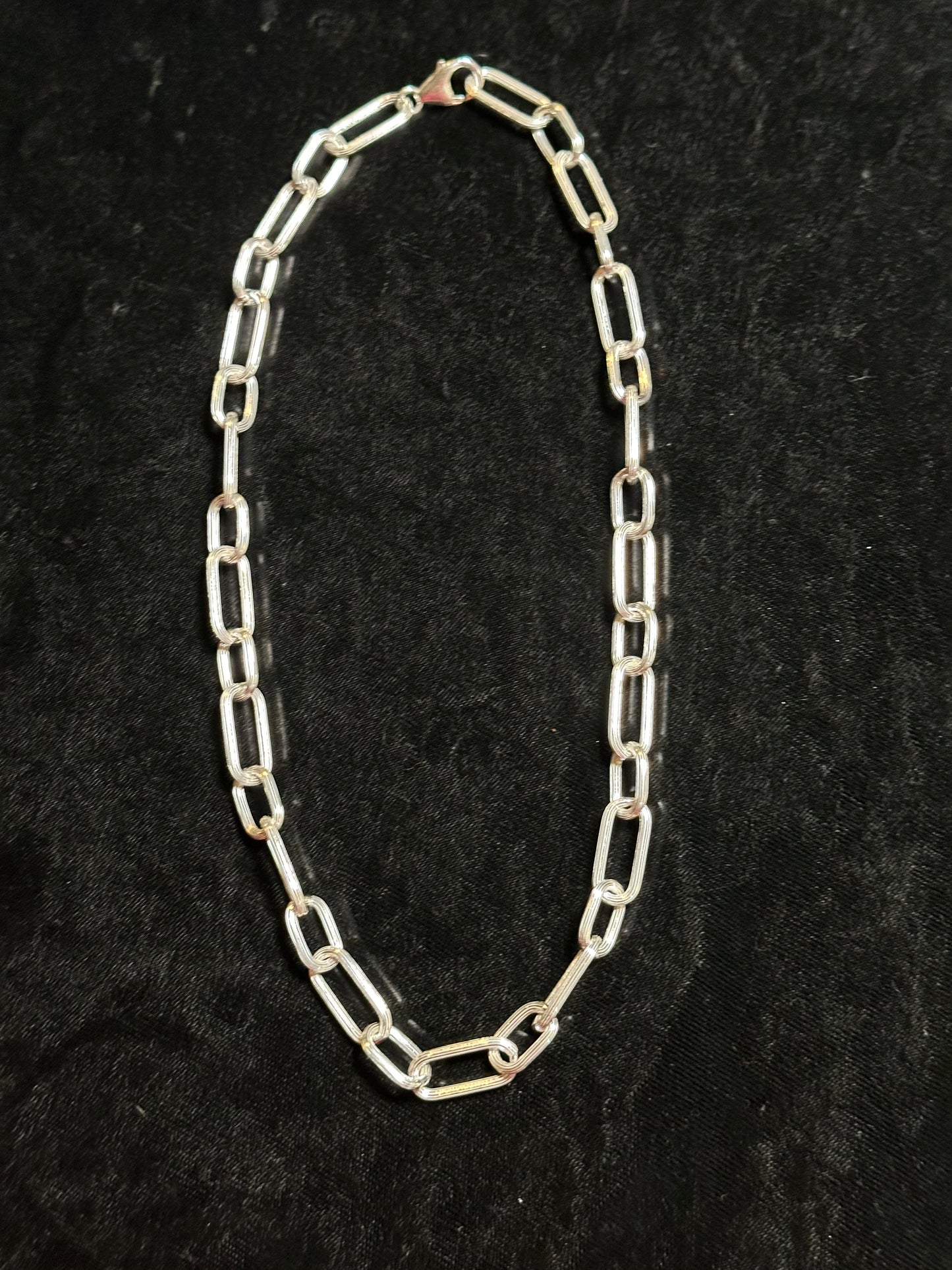 18" Sterling Silver Chain Linked Necklace