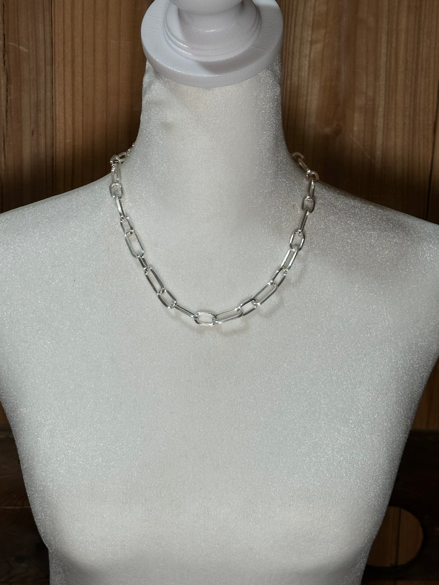18" Sterling Silver Chain Linked Necklace