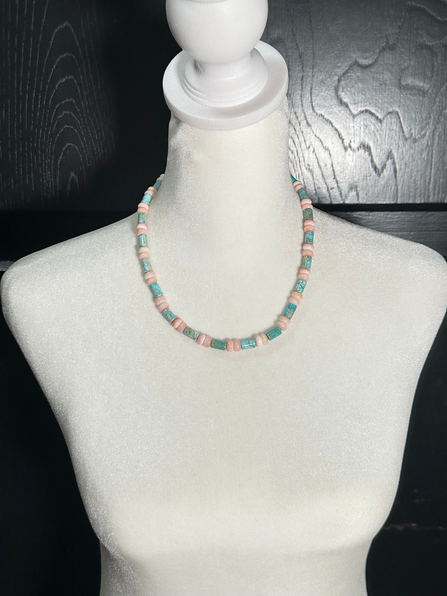 18" Pink Conch Shell and Blue Magnesite Necklace