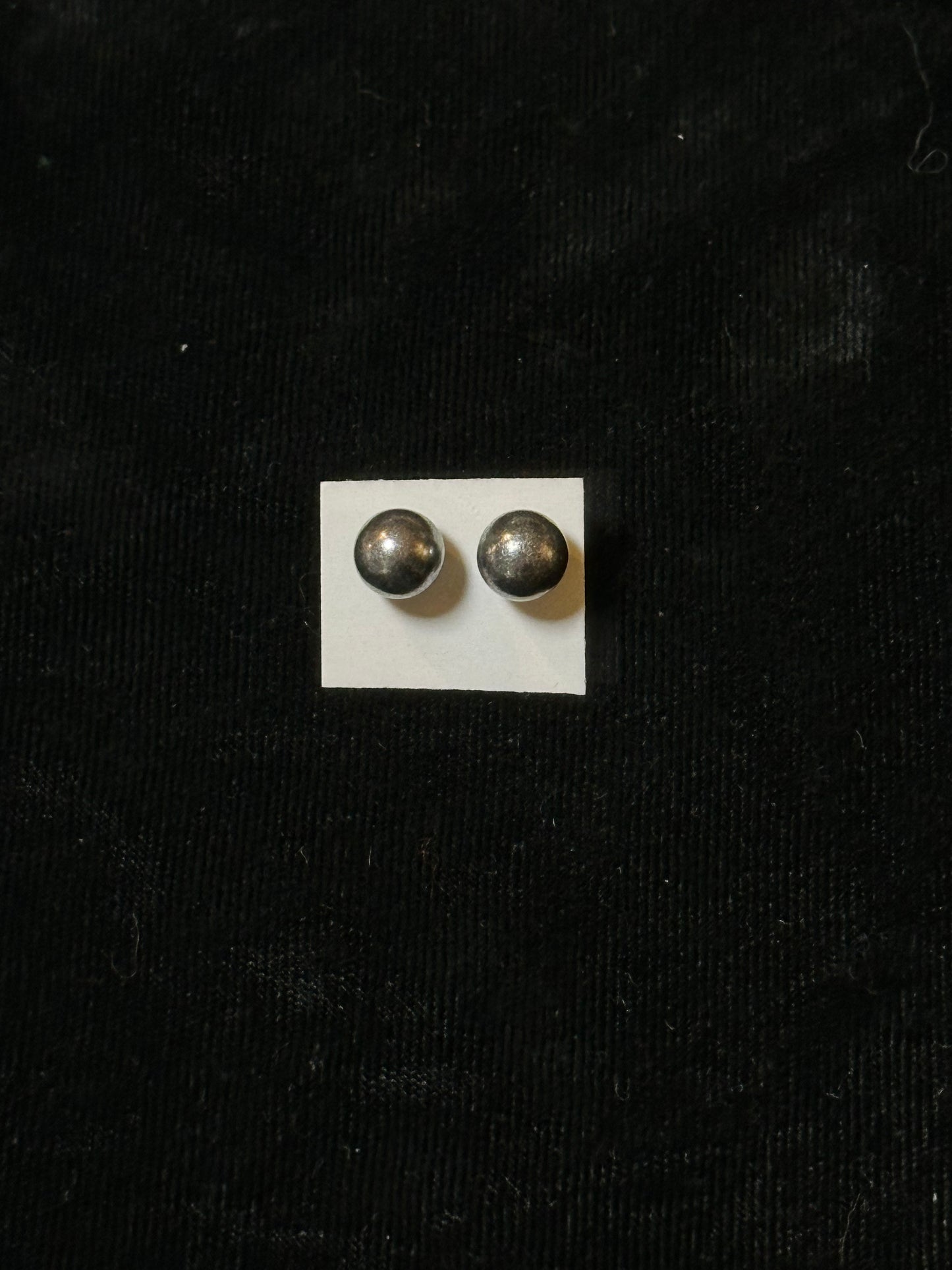 8mm Navajo Style Pearl Stud Earrings