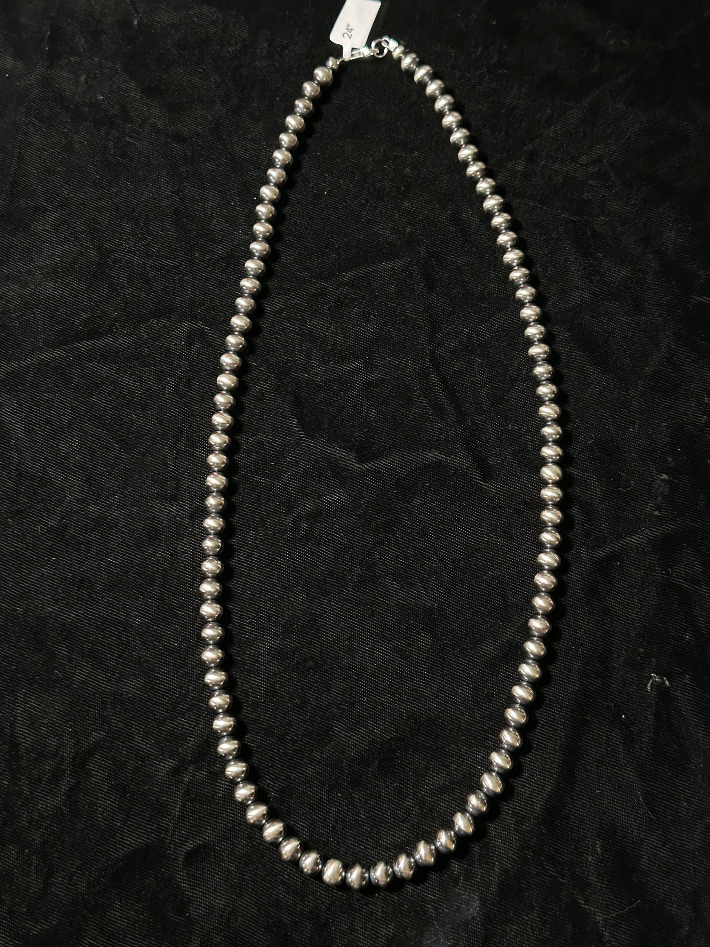 22" 7mm Navajo Pearls