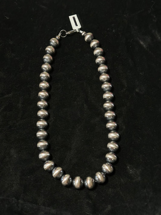 20" 13mm Navajo Pearls