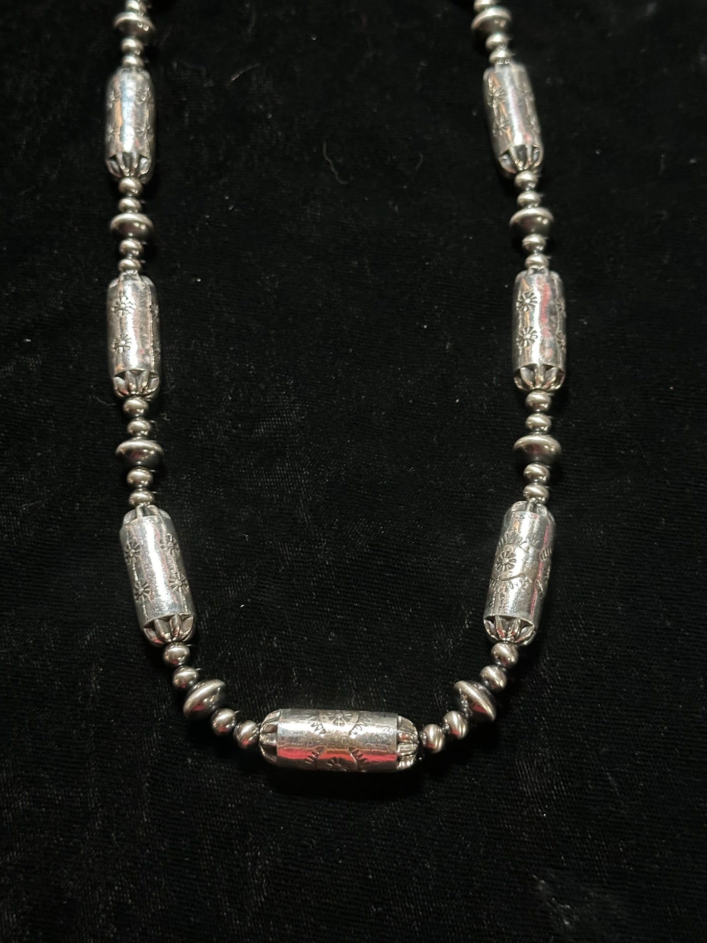 20" 11mm Navajo Pearls Necklace