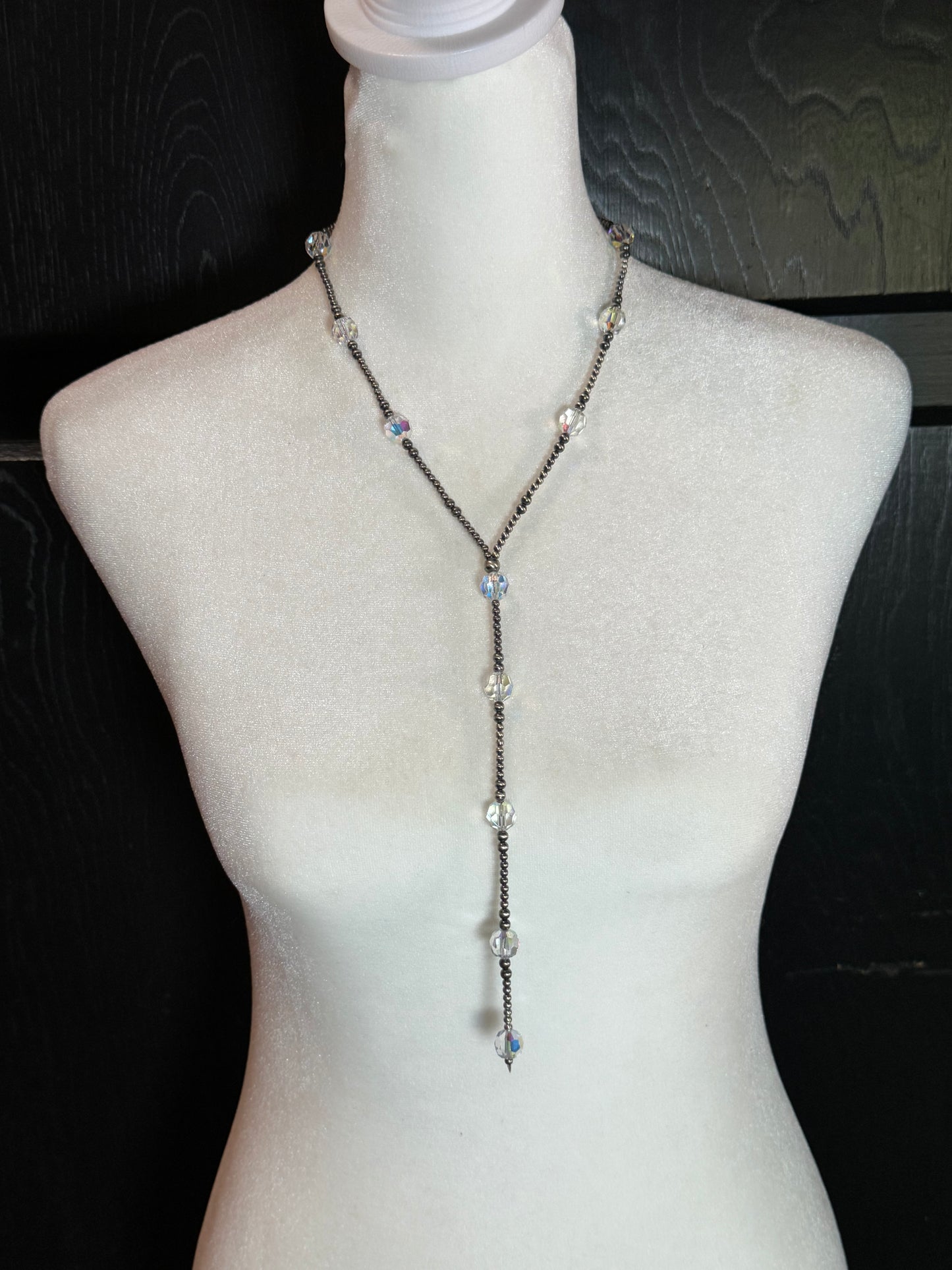 20”+7” 3mm Navajo Pearl Lariat Style Necklace with Swarovski Crystals