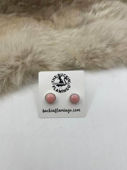 9mm Pink Conch Shell Stud Earrings