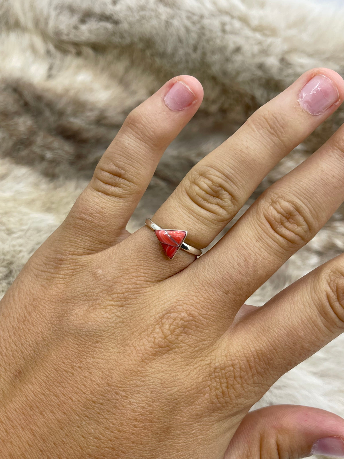 7.0 Inlaid Spiny Oyster Ring