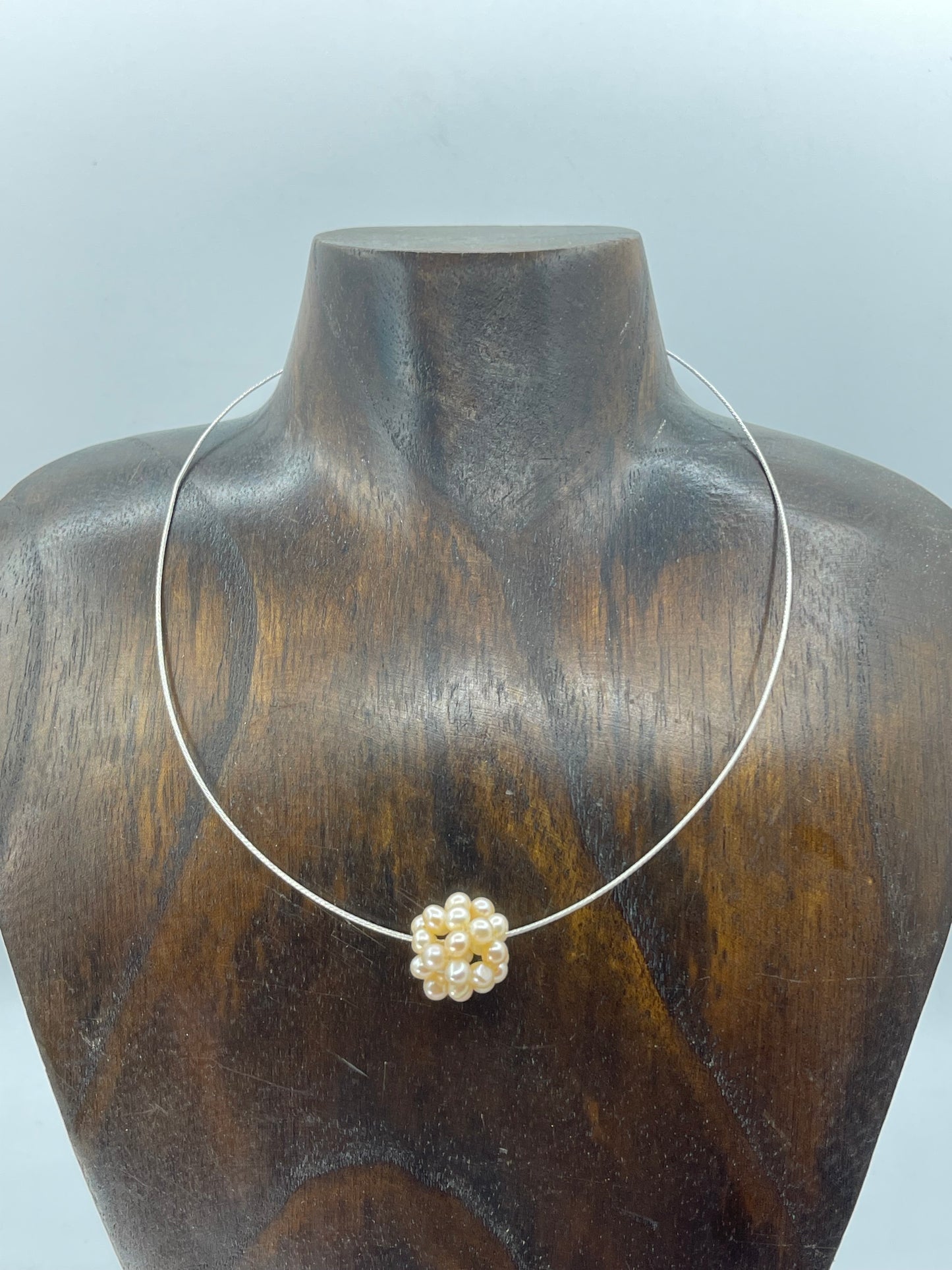 16" Silver Wire Necklace with Freshwater Pearl Cluster