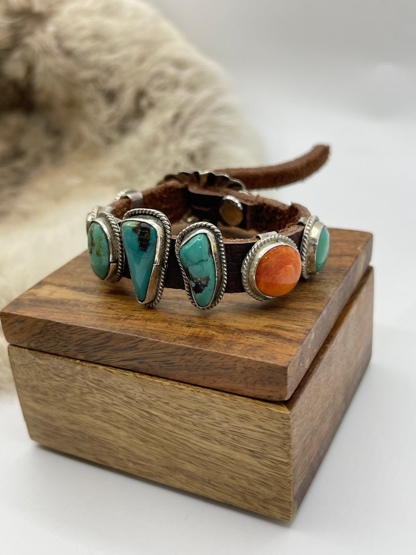 6.25”-9” 7 Stone Turquoise & Spin Oyster Bracelet on Leather by “BW”, Navajo